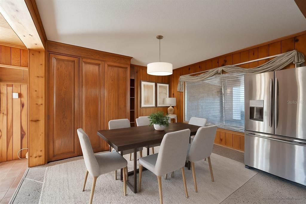 For Sale: $849,000 (3 beds, 2 baths, 1737 Square Feet)