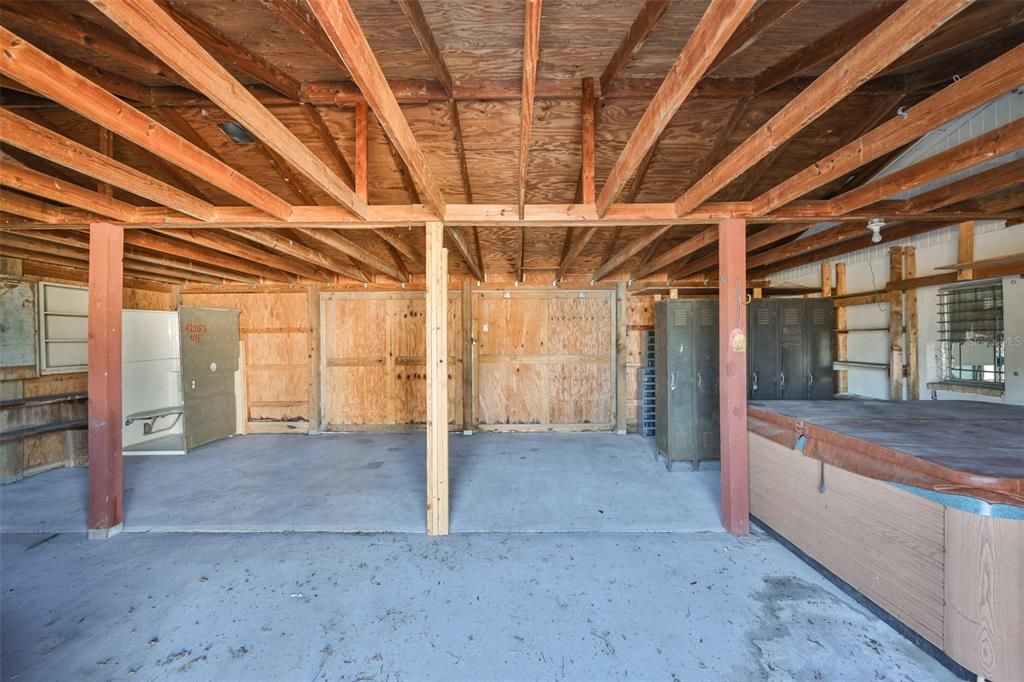 For Sale: $849,000 (3 beds, 2 baths, 1737 Square Feet)