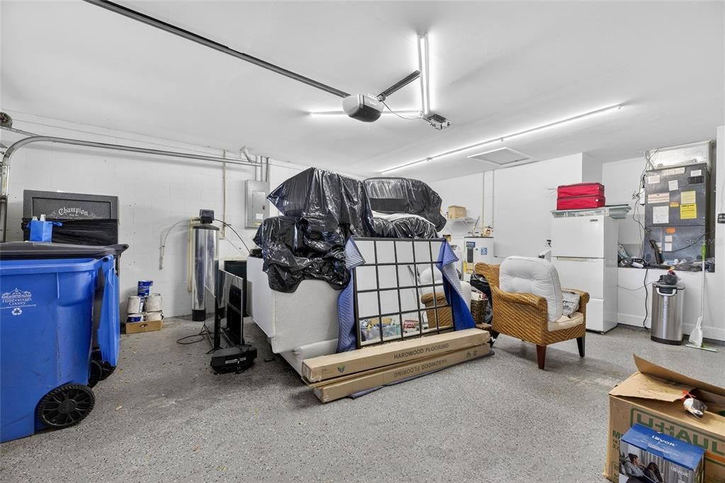 For Sale: $425,000 (3 beds, 2 baths, 1545 Square Feet)