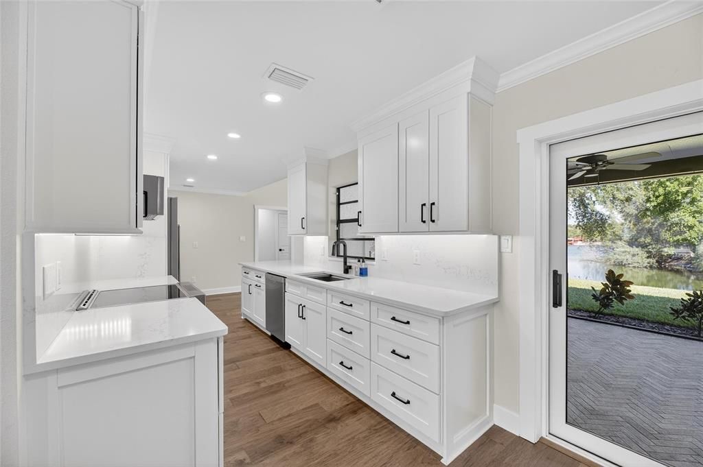 For Sale: $425,000 (3 beds, 2 baths, 1545 Square Feet)