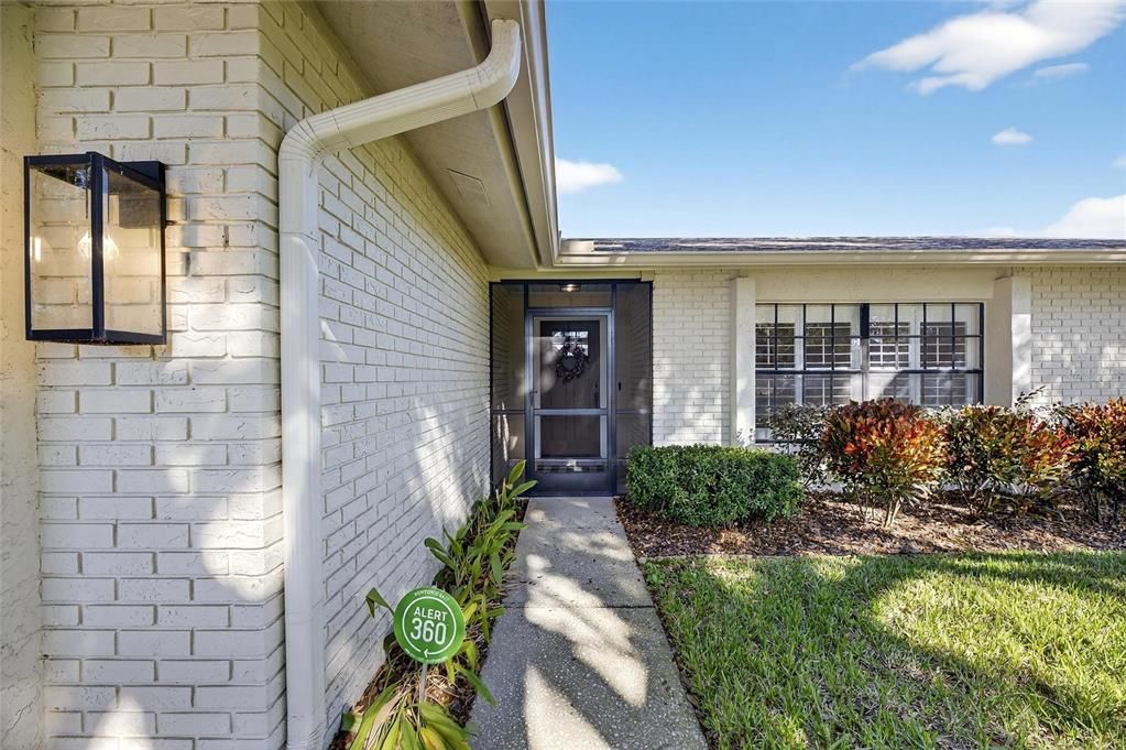 For Sale: $425,000 (3 beds, 2 baths, 1545 Square Feet)