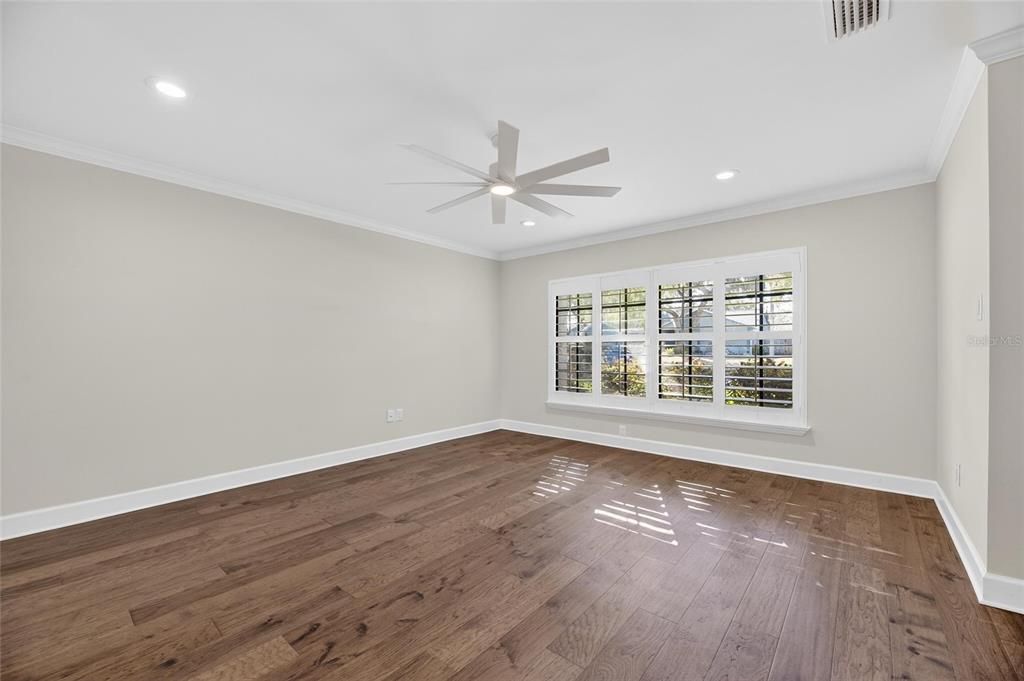 For Sale: $425,000 (3 beds, 2 baths, 1545 Square Feet)