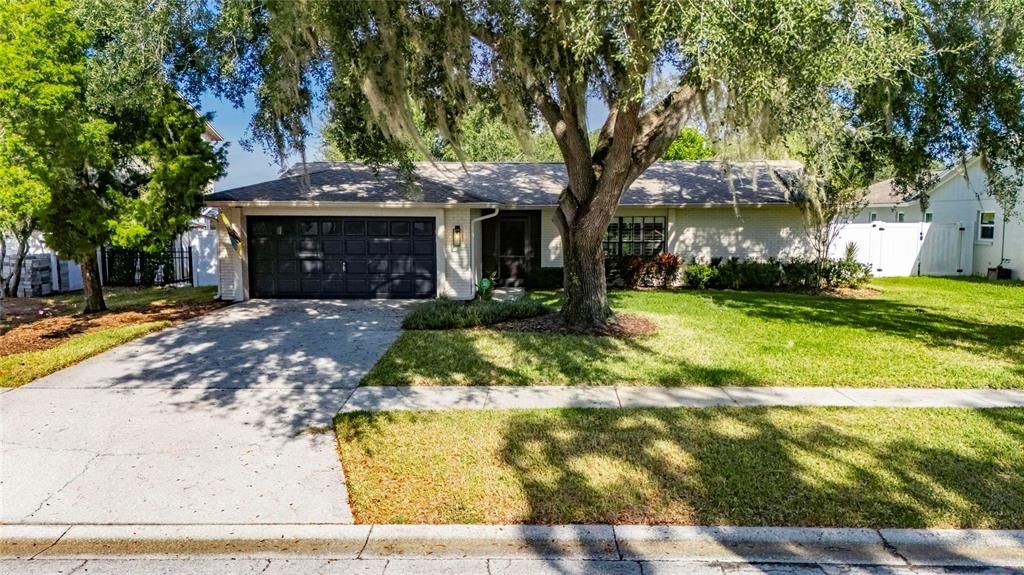 For Sale: $425,000 (3 beds, 2 baths, 1545 Square Feet)