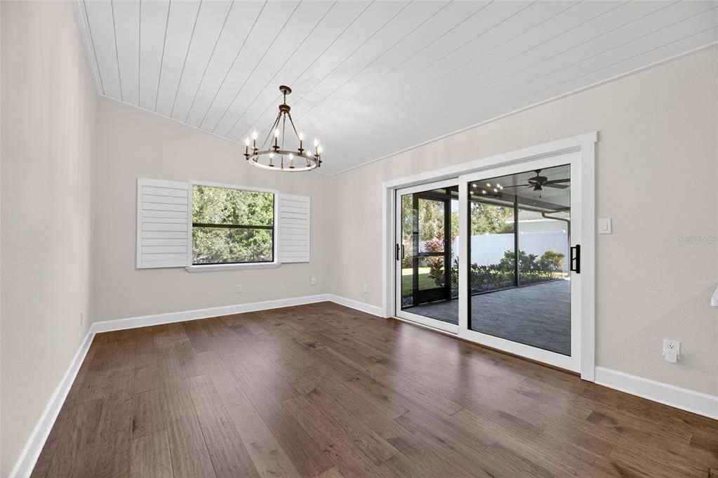 For Sale: $425,000 (3 beds, 2 baths, 1545 Square Feet)