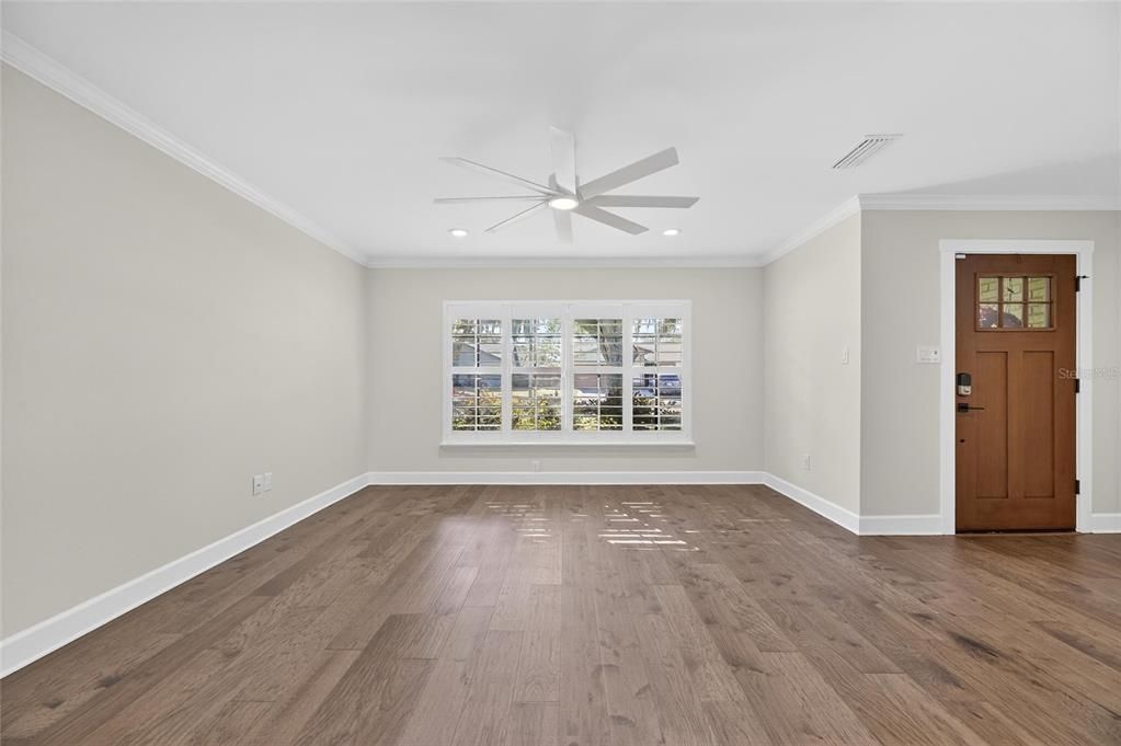 For Sale: $425,000 (3 beds, 2 baths, 1545 Square Feet)