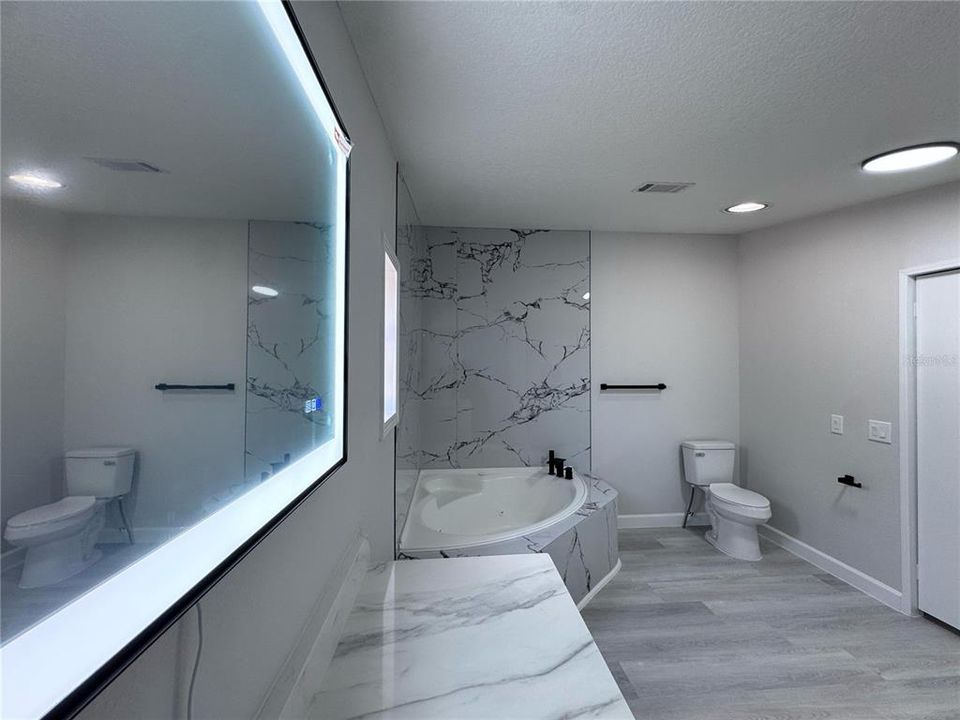 На продажу: $329,900 (3 спален, 2 ванн, 1782 Квадратных фут)