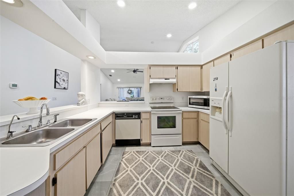 For Sale: $419,000 (3 beds, 2 baths, 1431 Square Feet)