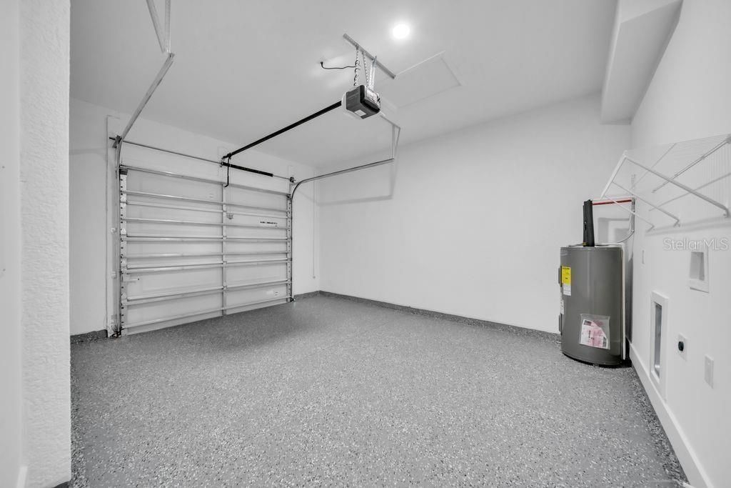 出租: $2,100 (3 贝兹, 2 浴室, 1300 平方英尺)