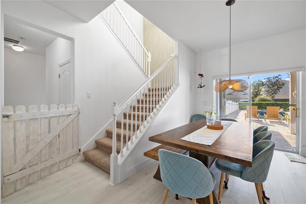 待售: $720,000 (5 贝兹, 3 浴室, 2240 平方英尺)