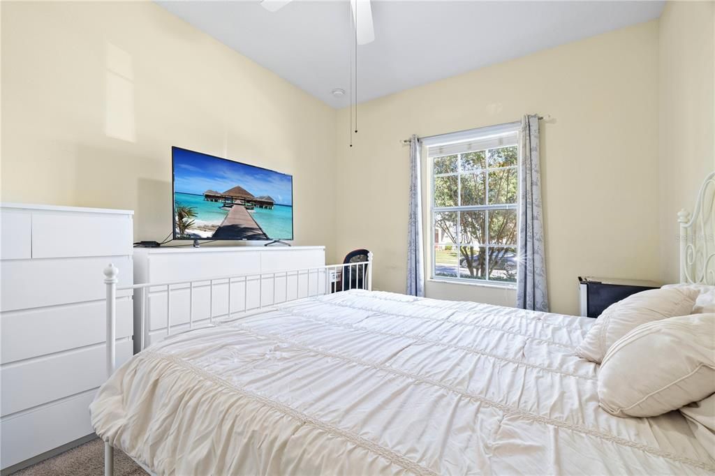 待售: $720,000 (5 贝兹, 3 浴室, 2240 平方英尺)