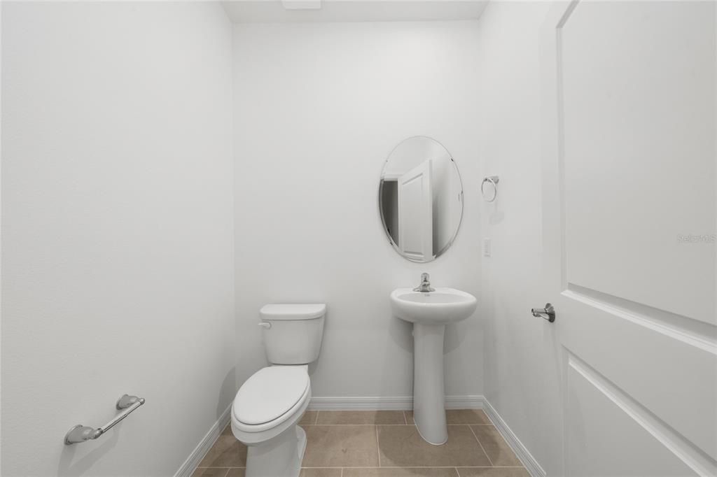 For Rent: $2,600 (3 beds, 2 baths, 1760 Square Feet)