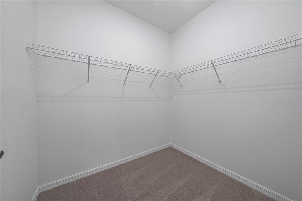 For Rent: $2,600 (3 beds, 2 baths, 1760 Square Feet)