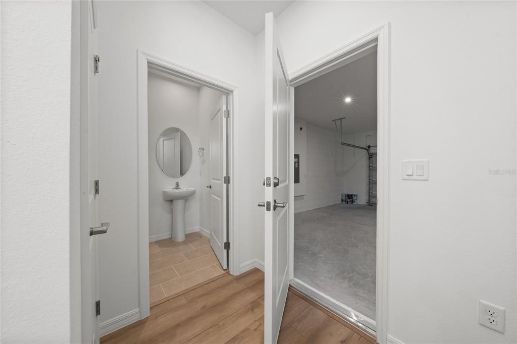 For Rent: $2,600 (3 beds, 2 baths, 1760 Square Feet)