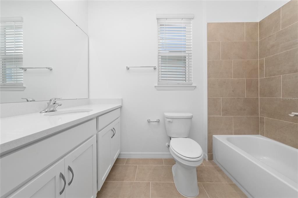 For Rent: $2,600 (3 beds, 2 baths, 1760 Square Feet)