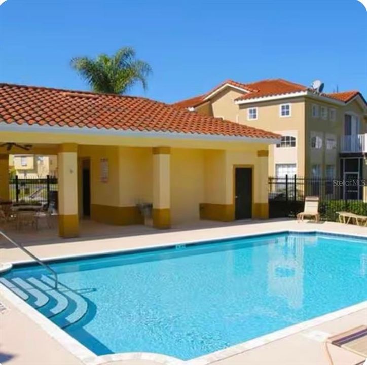 En Renta: $2,800 (4 camas, 3 baños, 1730 Pies cuadrados)