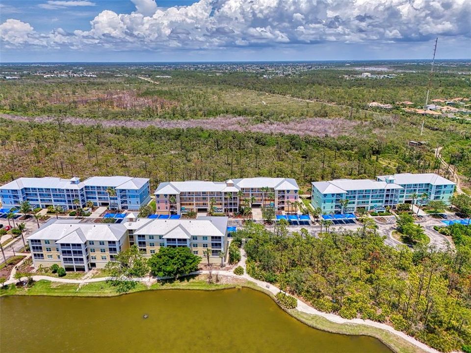 На продажу: $289,000 (2 спален, 2 ванн, 996 Квадратных фут)