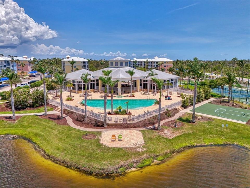 На продажу: $289,000 (2 спален, 2 ванн, 996 Квадратных фут)