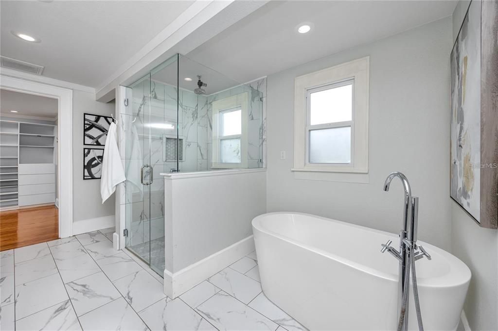 В аренду: $4,000 (3 спален, 2 ванн, 2868 Квадратных фут)