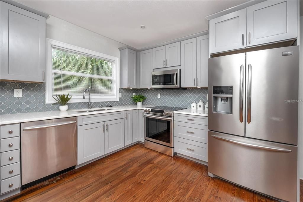 В аренду: $4,000 (3 спален, 2 ванн, 2868 Квадратных фут)