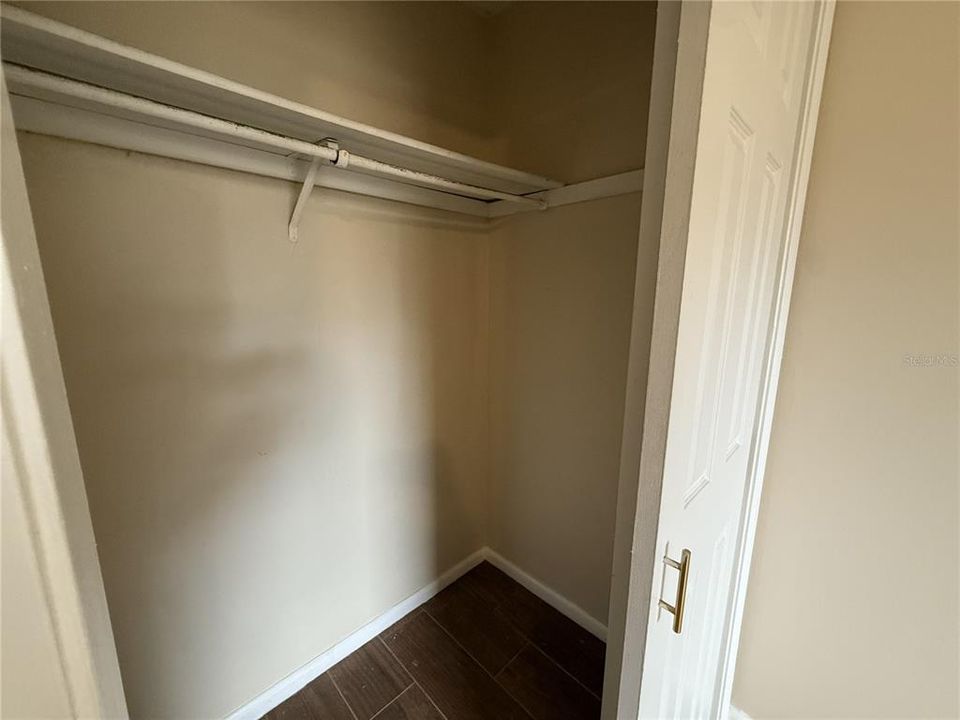 На продажу: $279,900 (3 спален, 2 ванн, 1142 Квадратных фут)