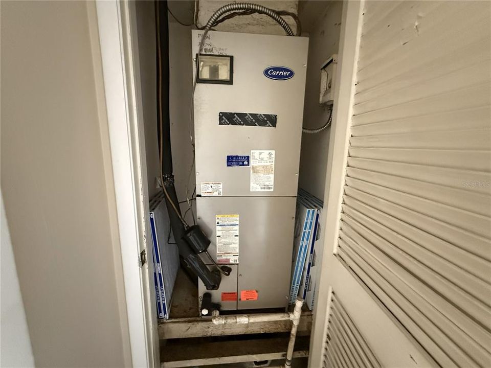 На продажу: $279,900 (3 спален, 2 ванн, 1142 Квадратных фут)