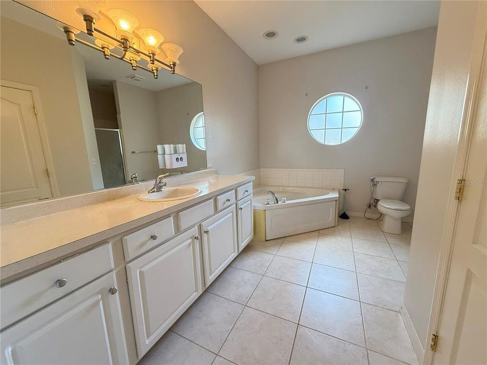 待售: $365,000 (3 贝兹, 2 浴室, 1381 平方英尺)