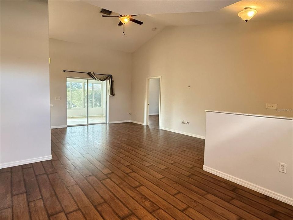 待售: $365,000 (3 贝兹, 2 浴室, 1381 平方英尺)