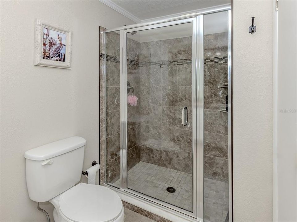 待售: $159,900 (2 贝兹, 2 浴室, 1372 平方英尺)