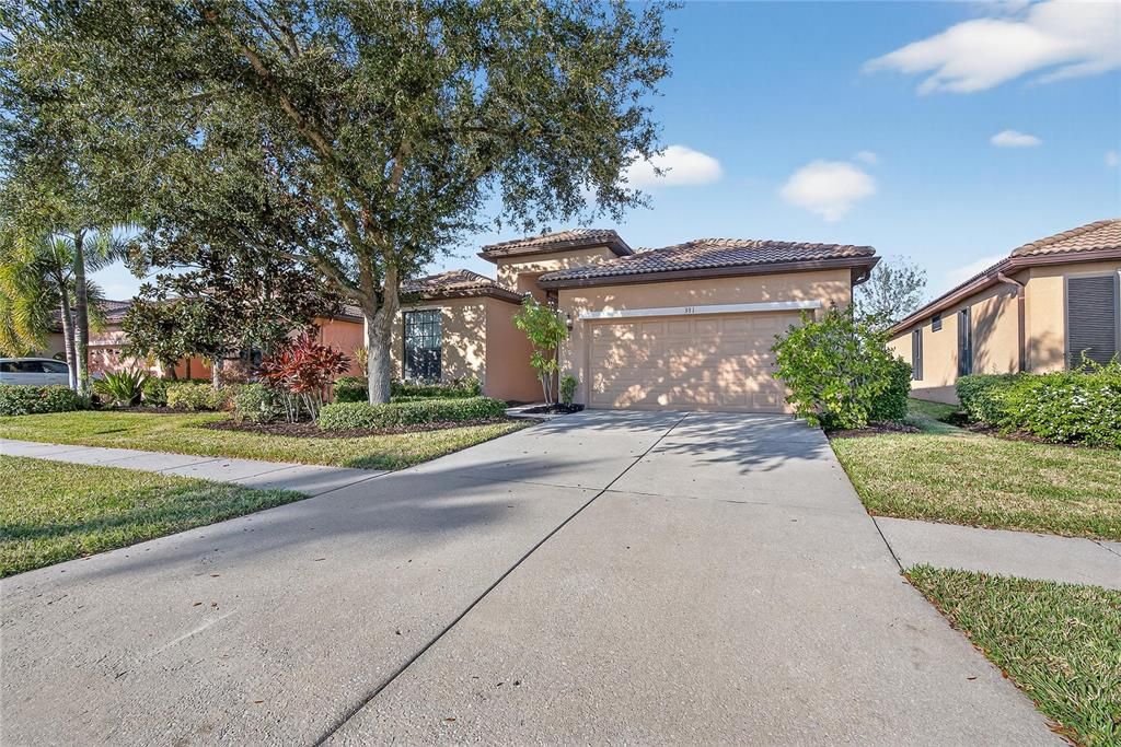 На продажу: $450,000 (3 спален, 2 ванн, 2300 Квадратных фут)