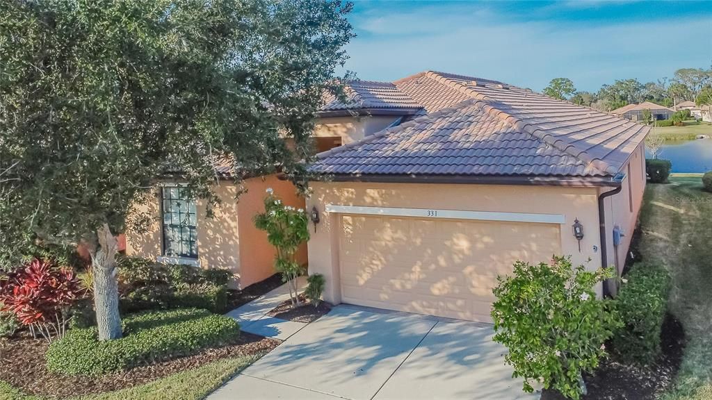 На продажу: $450,000 (3 спален, 2 ванн, 2300 Квадратных фут)