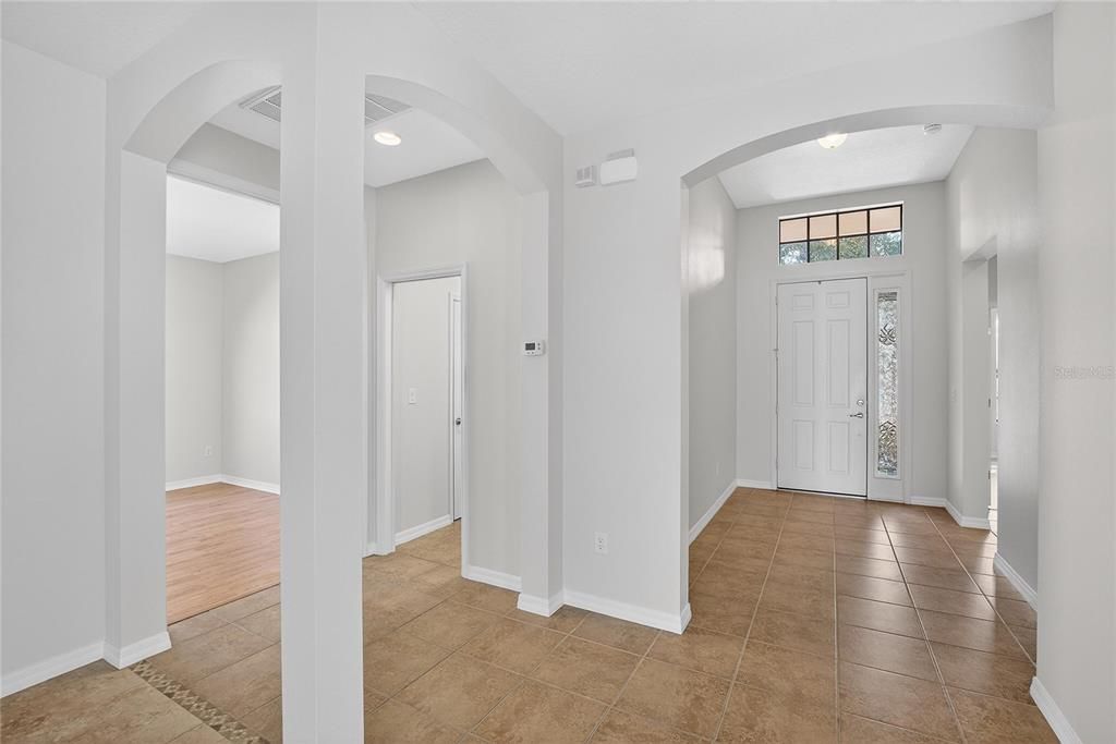 На продажу: $450,000 (3 спален, 2 ванн, 2300 Квадратных фут)