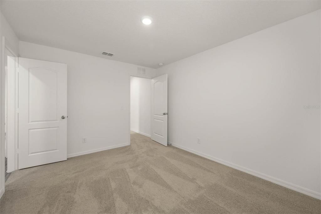 待售: $267,900 (3 贝兹, 2 浴室, 1817 平方英尺)