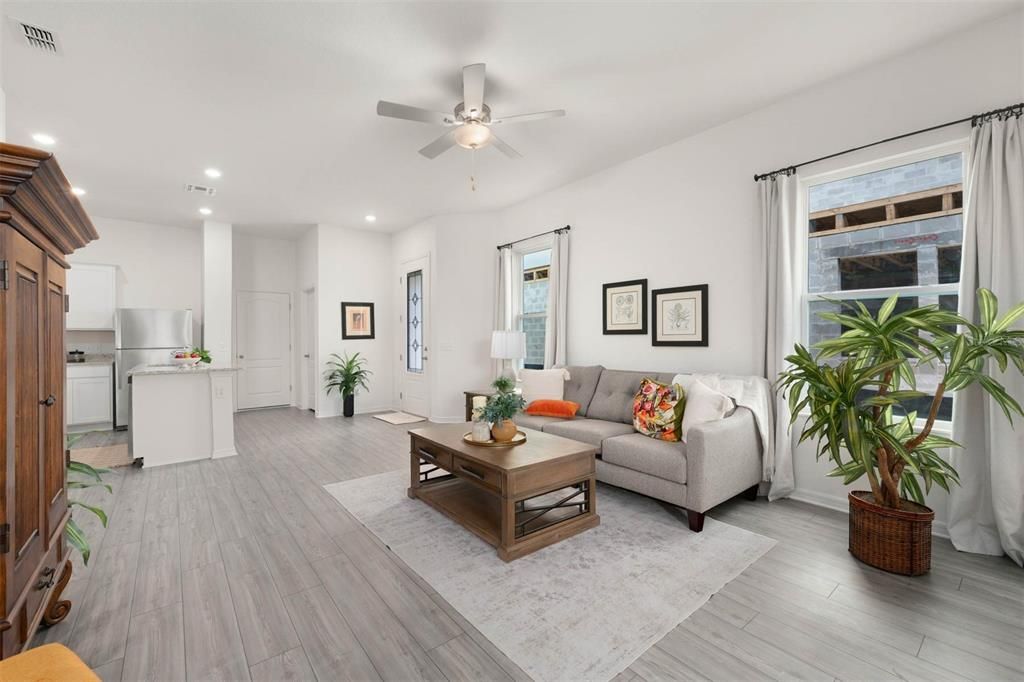 待售: $267,900 (3 贝兹, 2 浴室, 1817 平方英尺)