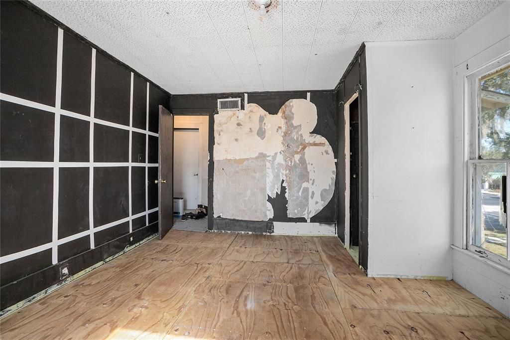 For Sale: $1,300,000 (0 beds, 0 baths, 10322 Square Feet)