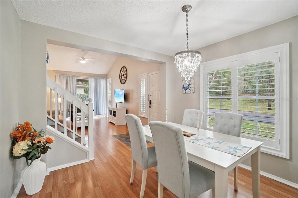 En Venta: $298,500 (2 camas, 2 baños, 1435 Pies cuadrados)