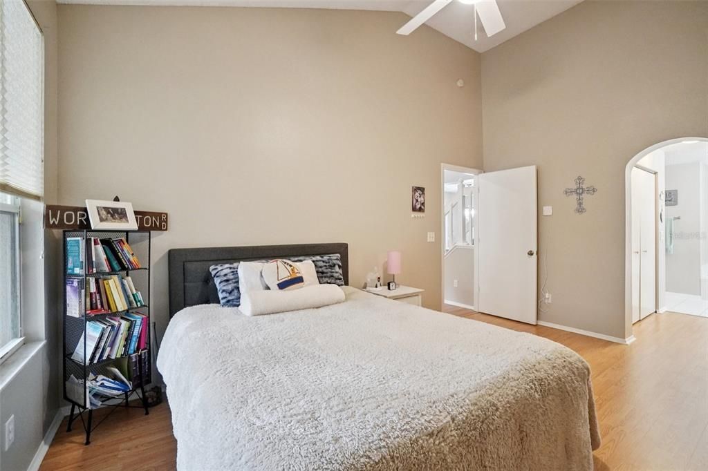 En Venta: $298,500 (2 camas, 2 baños, 1435 Pies cuadrados)