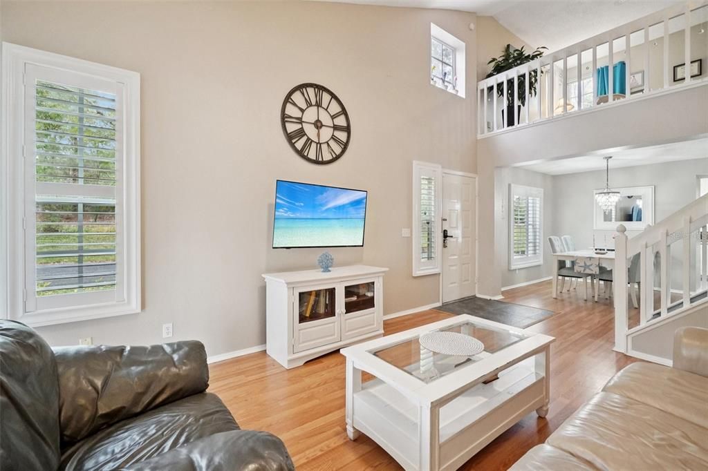 En Venta: $298,500 (2 camas, 2 baños, 1435 Pies cuadrados)