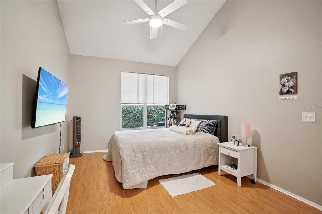 En Venta: $298,500 (2 camas, 2 baños, 1435 Pies cuadrados)