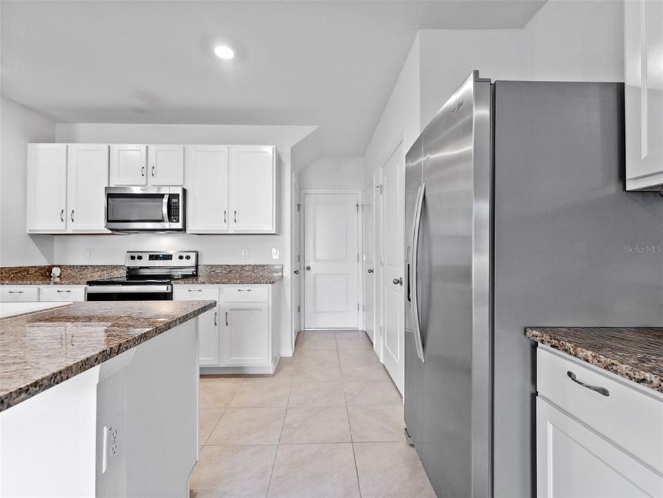 For Sale: $429,000 (4 beds, 2 baths, 2078 Square Feet)