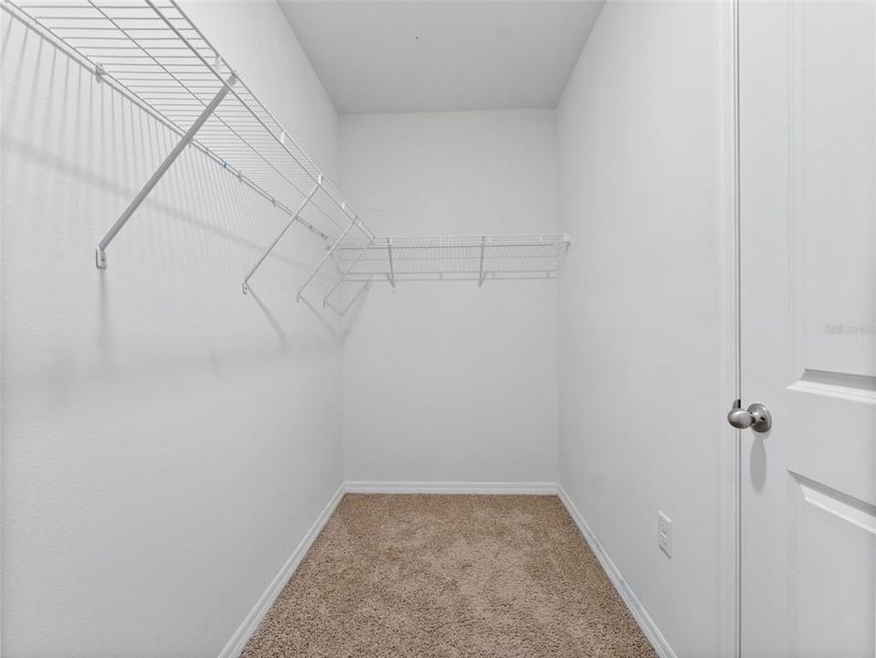 For Sale: $429,000 (4 beds, 2 baths, 2078 Square Feet)