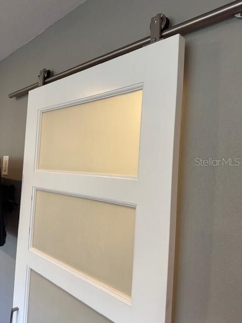 待售: $449,000 (1 贝兹, 1 浴室, 1027 平方英尺)