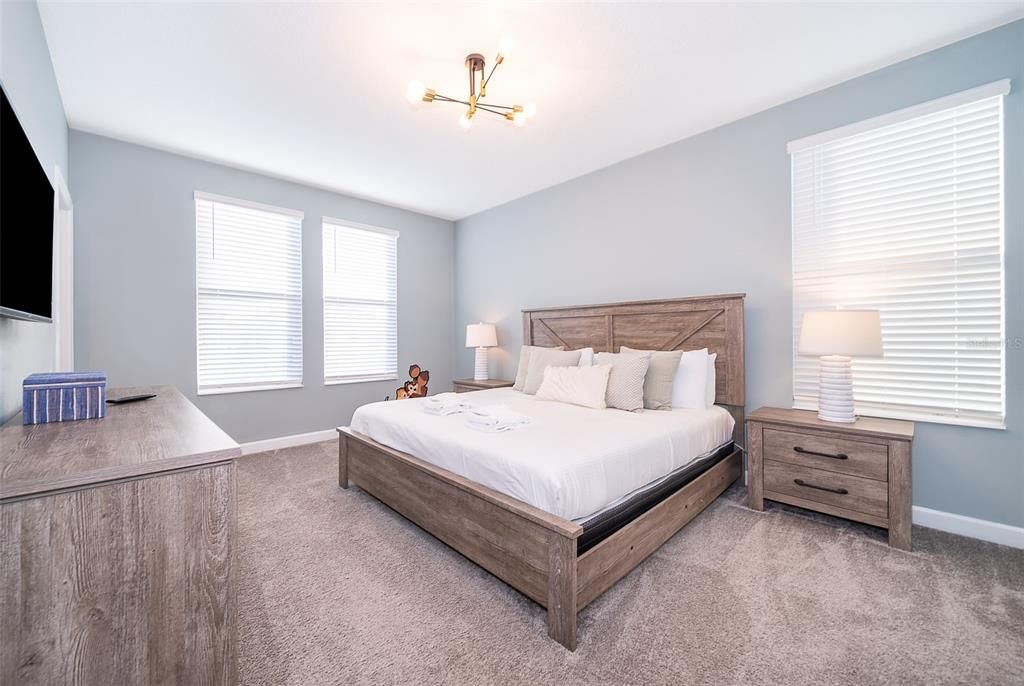 En Venta: $578,000 (6 camas, 5 baños, 3291 Pies cuadrados)