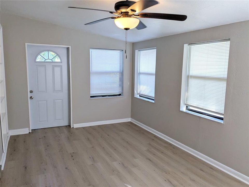 En Renta: $1,575 (2 camas, 1 baños, 888 Pies cuadrados)