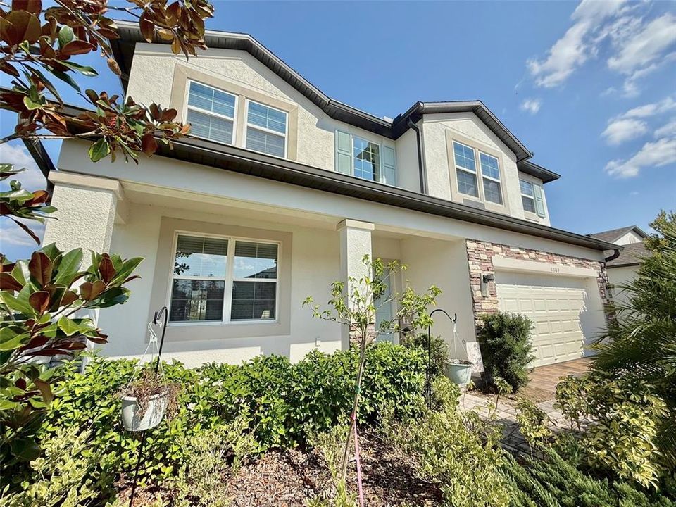 For Rent: $3,100 (5 beds, 3 baths, 3531 Square Feet)