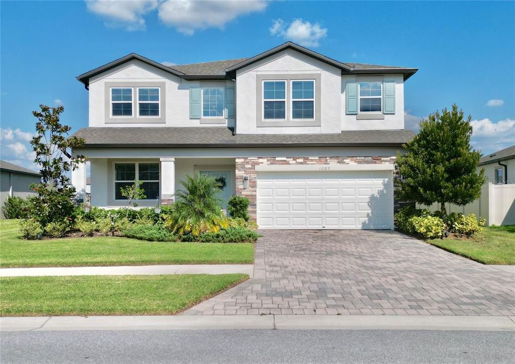 For Rent: $3,100 (5 beds, 3 baths, 3531 Square Feet)