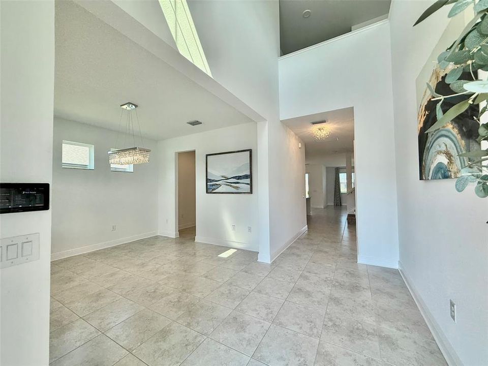 For Rent: $3,100 (5 beds, 3 baths, 3531 Square Feet)