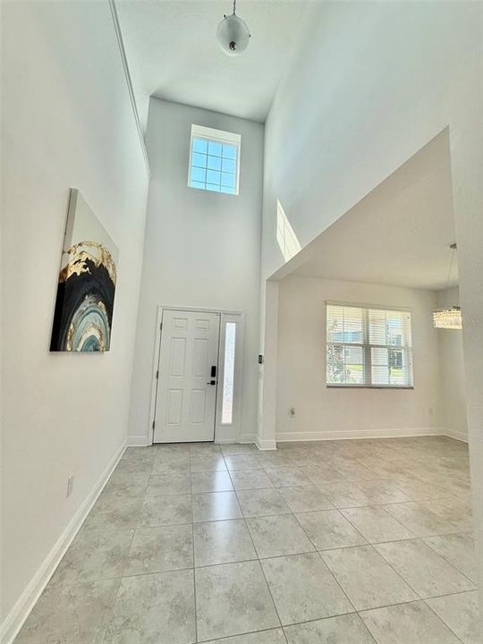 For Rent: $3,100 (5 beds, 3 baths, 3531 Square Feet)