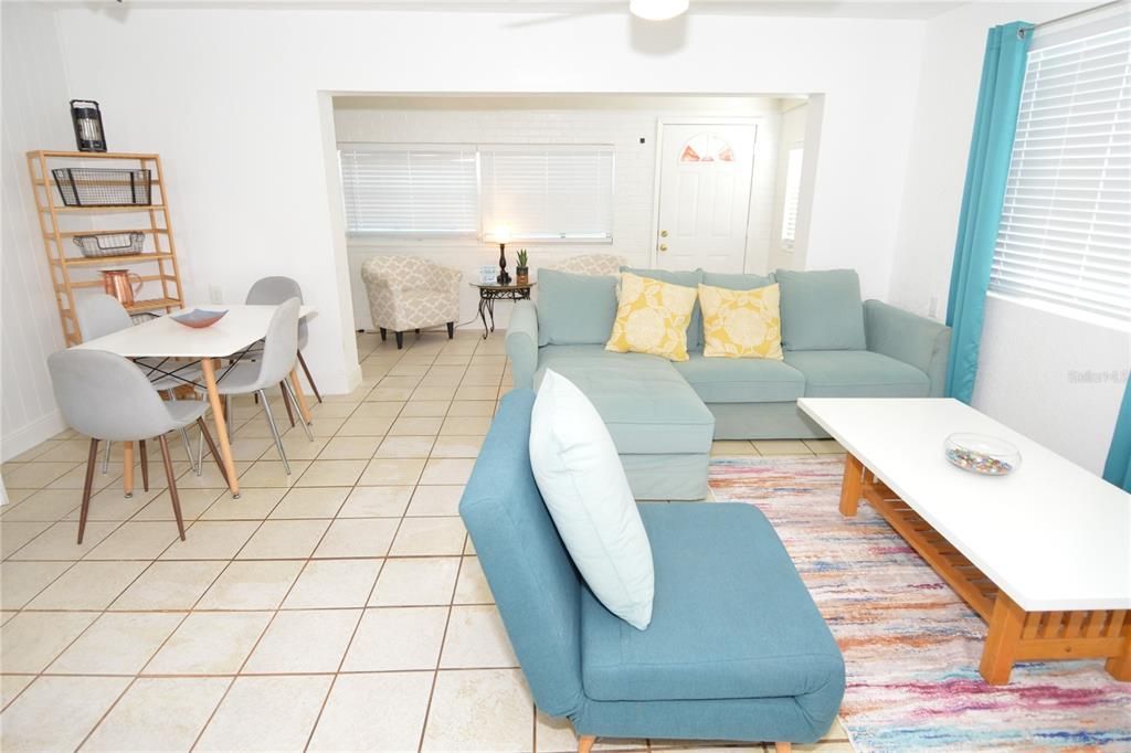 For Rent: $2,300 (1 beds, 1 baths, 625 Square Feet)