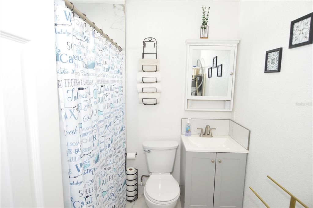 For Rent: $2,300 (1 beds, 1 baths, 625 Square Feet)