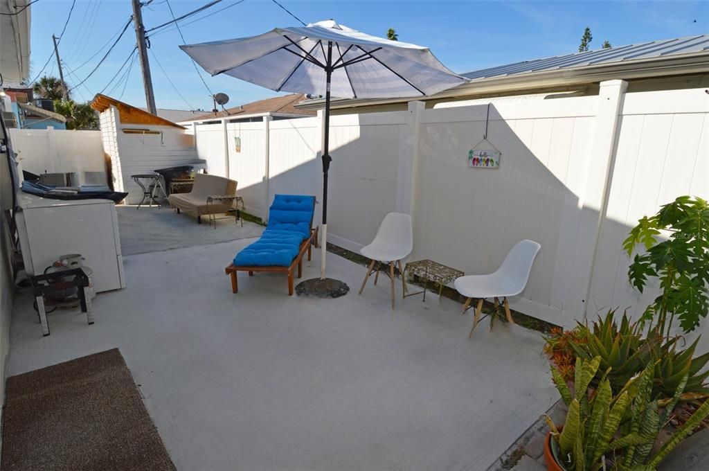 For Rent: $2,300 (1 beds, 1 baths, 625 Square Feet)